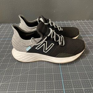 New Balance Tennis Shoe